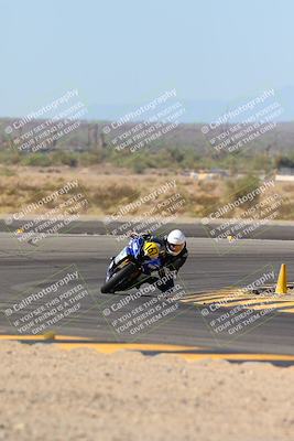 media/Oct-20-2024-CVMA (Sun) [[d4a3dff211]]/Race 3-Amateur Supersport Middleweight/